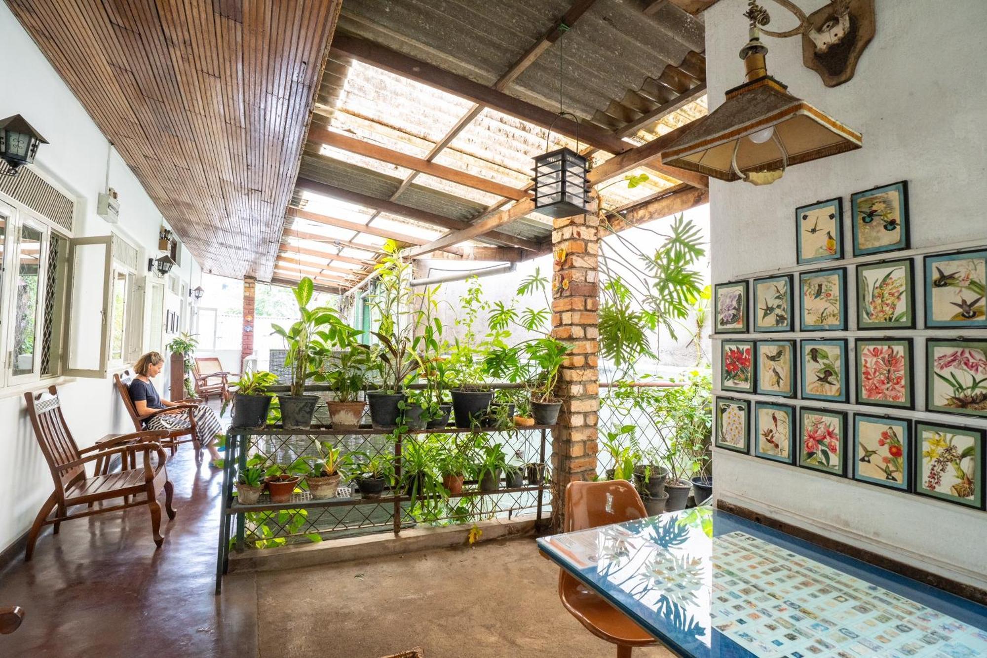 Kandy Inn Madugalle'S Family Guest House Eksteriør billede