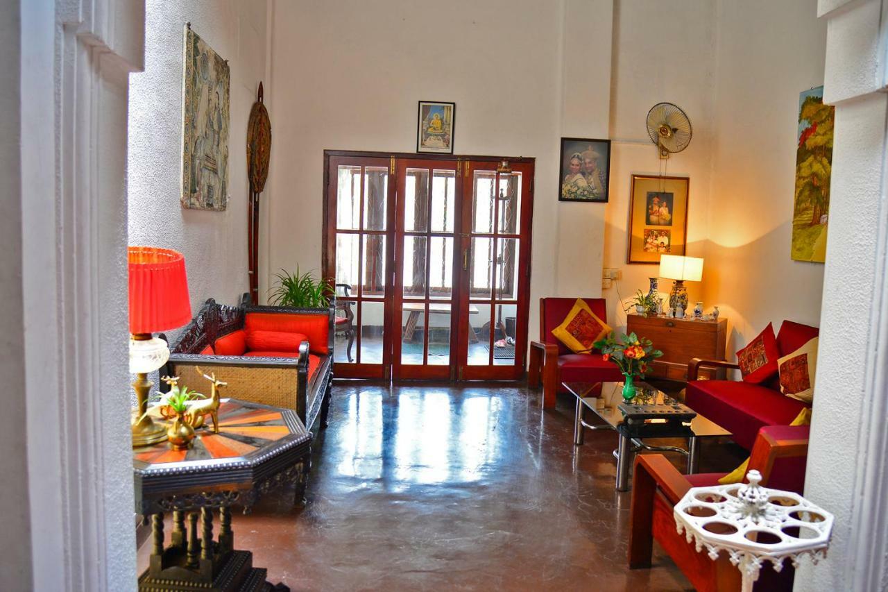 Kandy Inn Madugalle'S Family Guest House Eksteriør billede